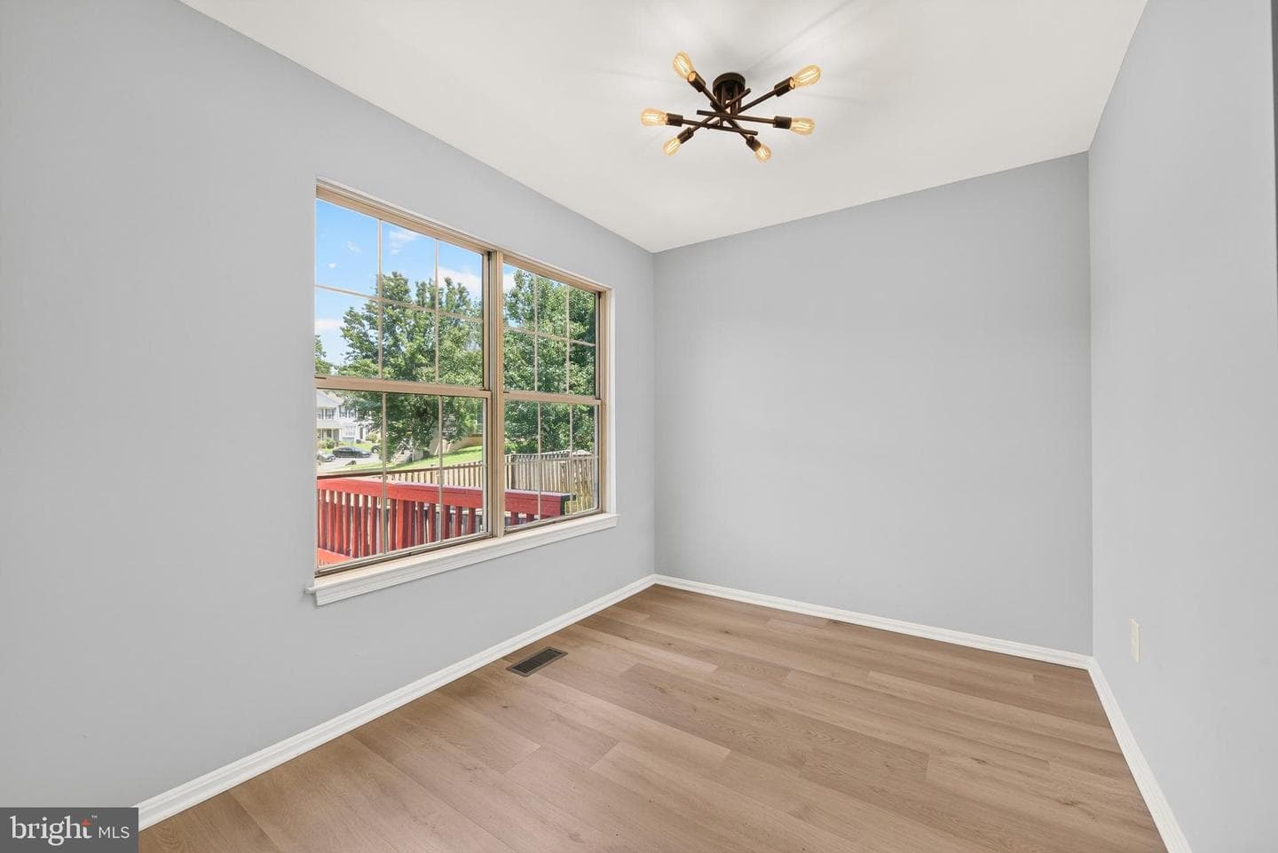 6920 Hovingham Court photo 11