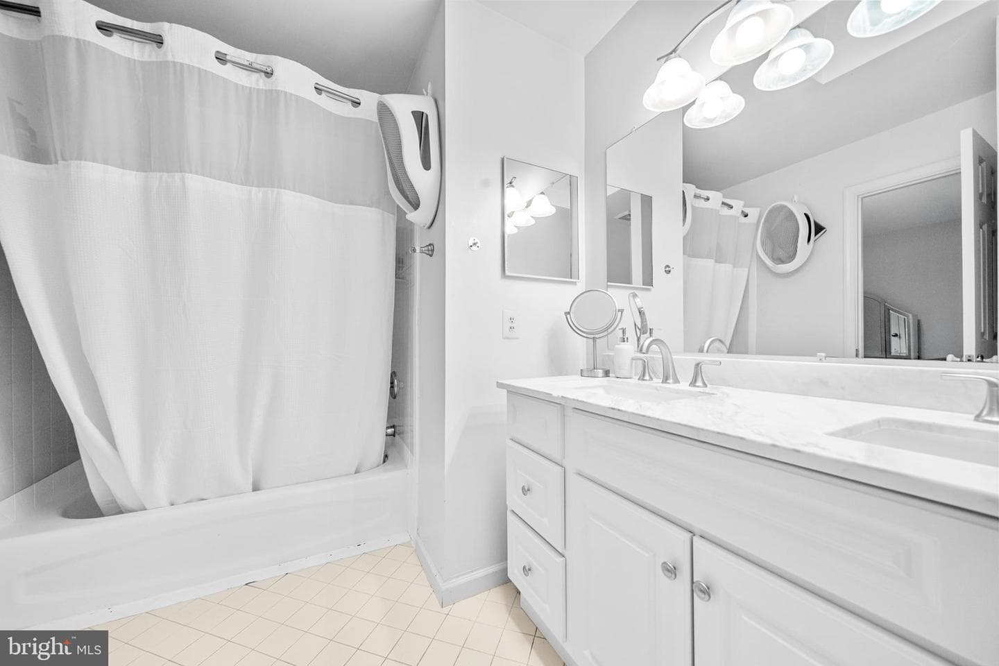 3701 Roxbury Lane photo 32
