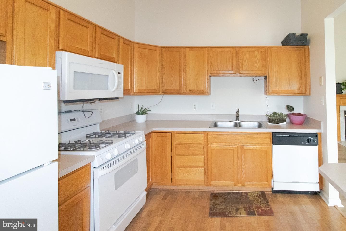 7505 Calderon Court #j photo 22