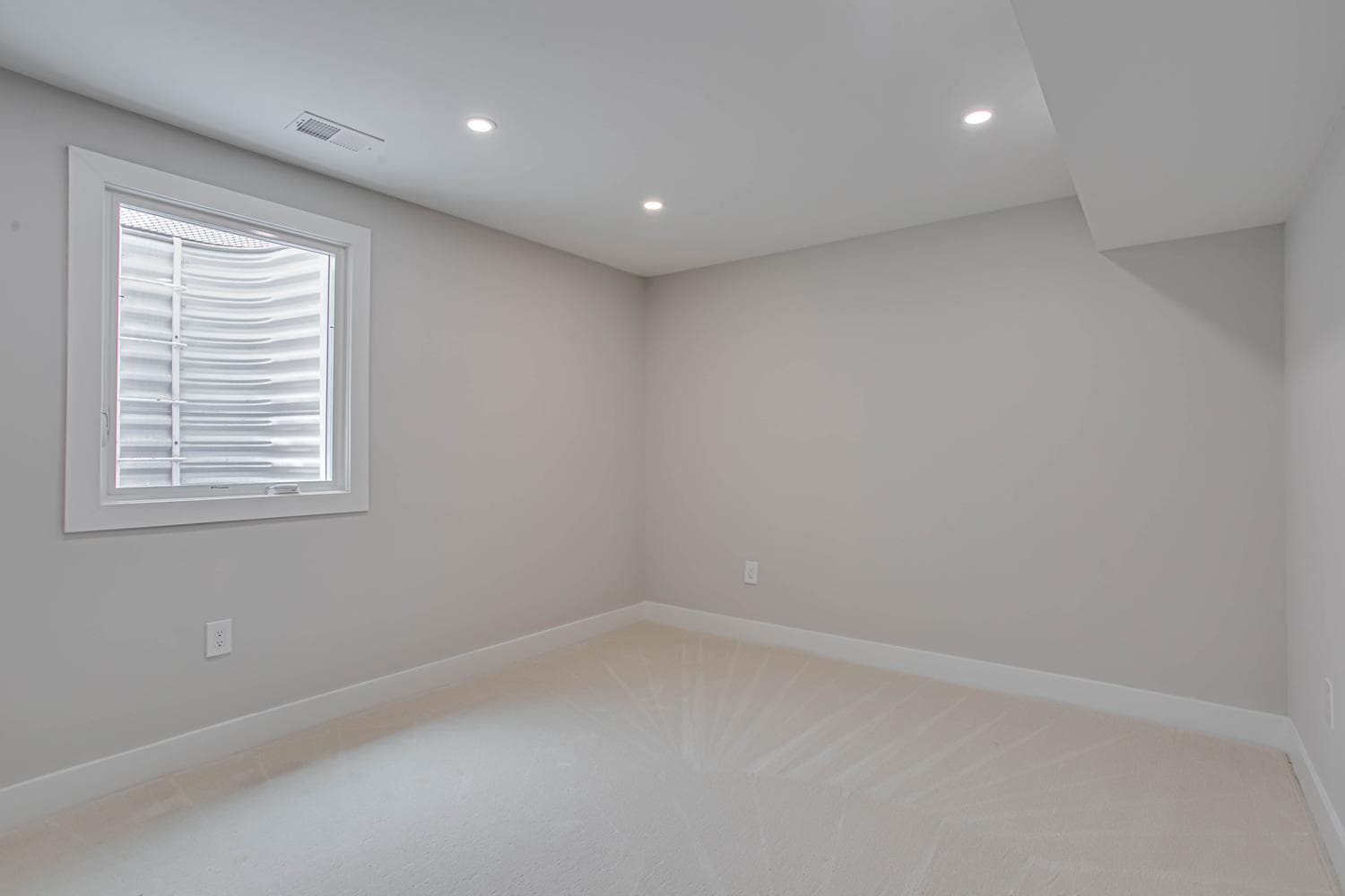 2008 Friendship Lane photo 46