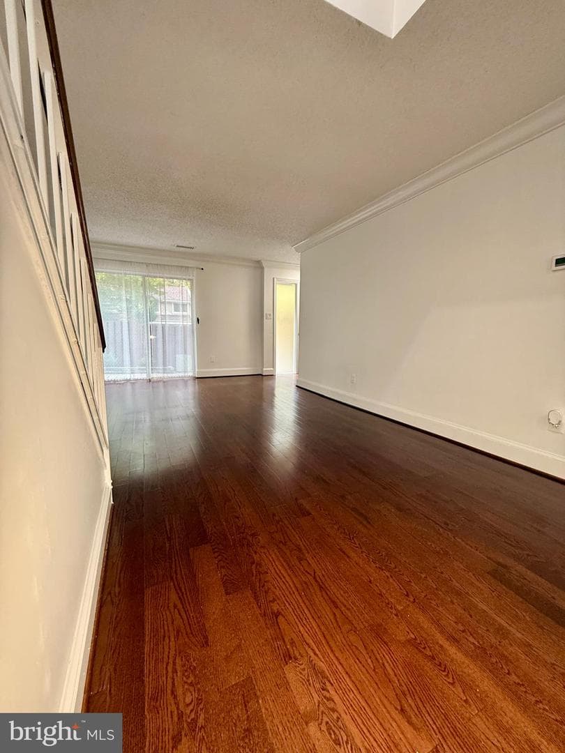 2379 Southgate Square photo 12