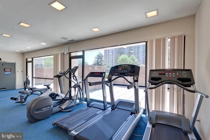 6800 Fleetwood Road #208 photo 42