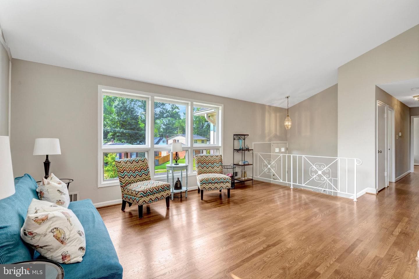 8622 Kenilworth Drive photo 4
