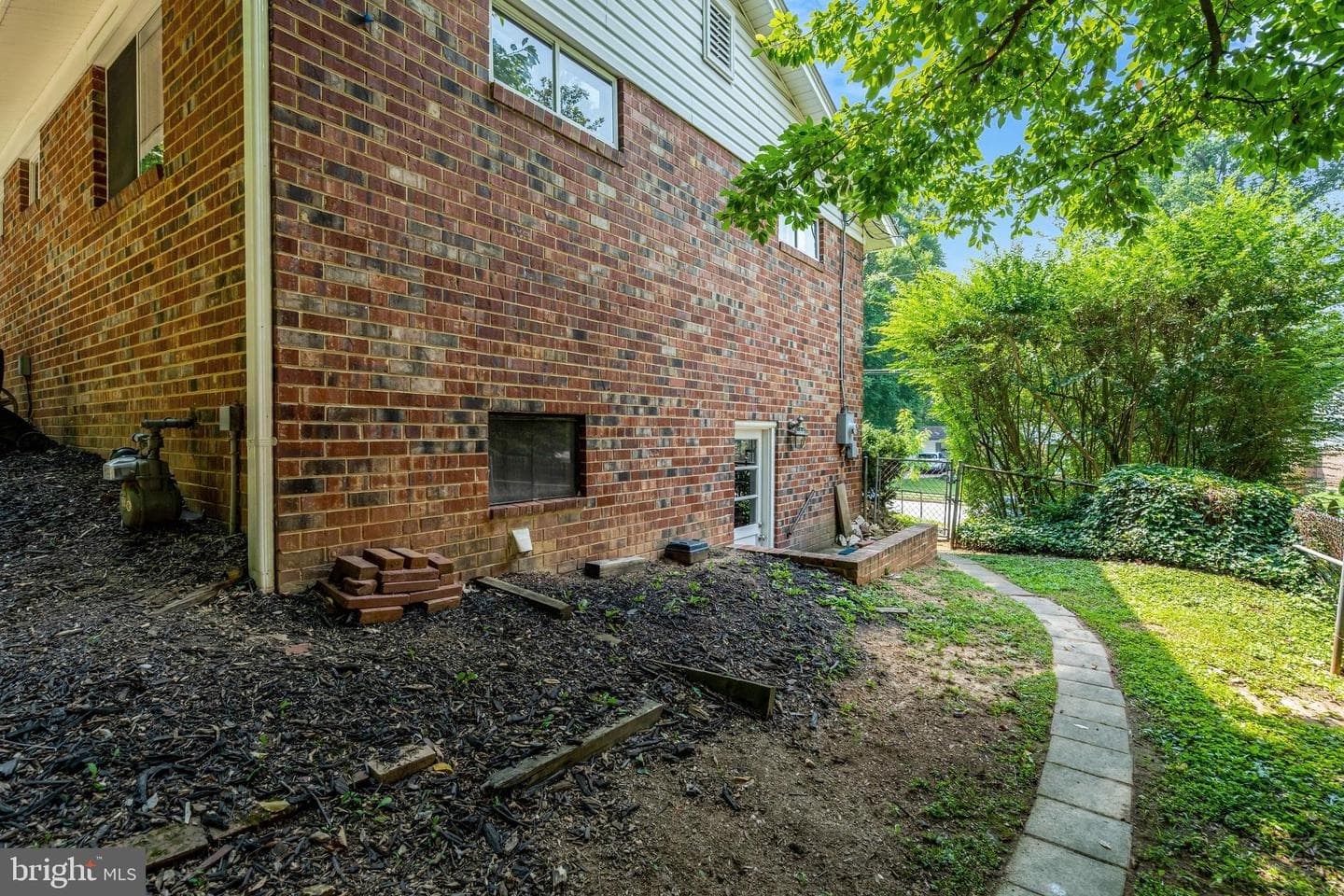 8622 Kenilworth Drive photo 43