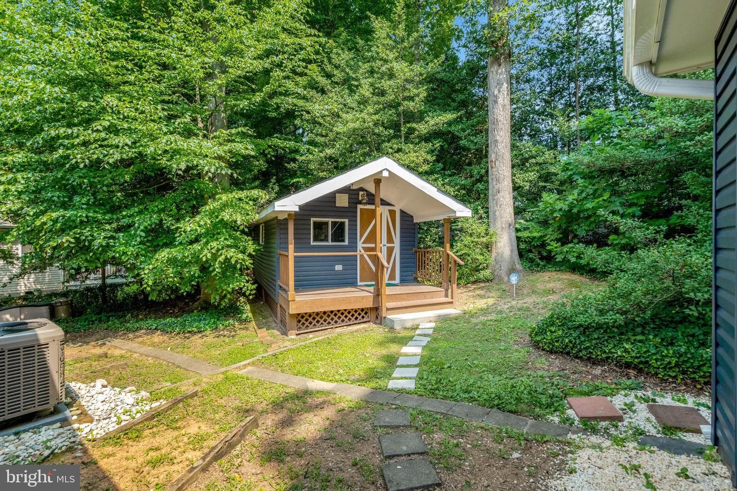 8622 Kenilworth Drive photo 45