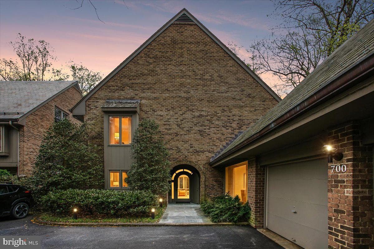 700 Belgrove Road, Mclean