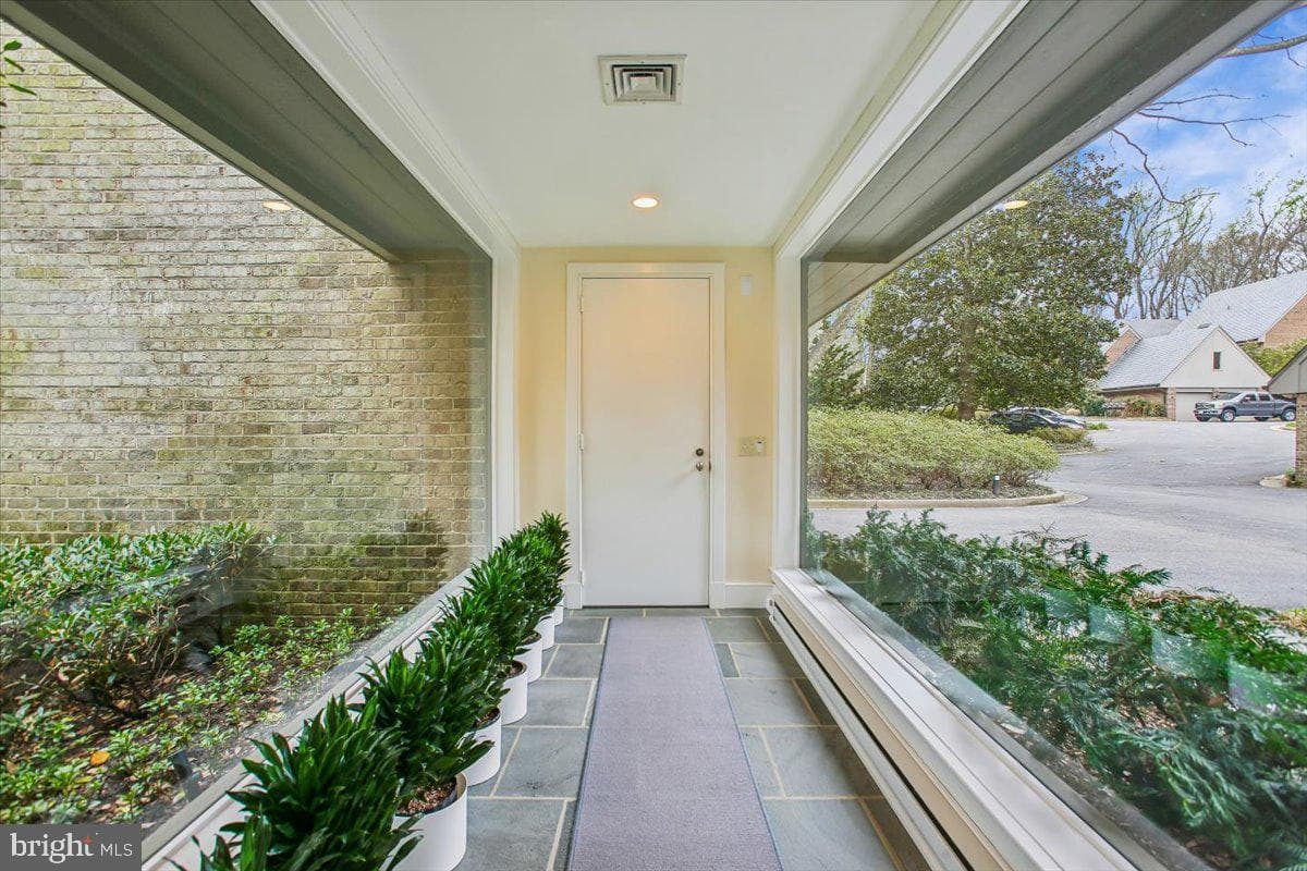 700 Belgrove Road photo 28
