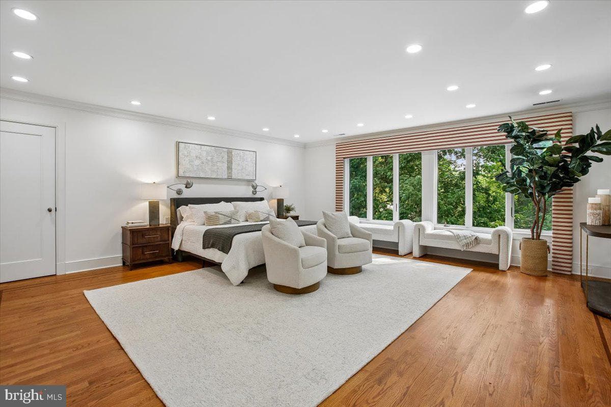 700 Belgrove Road photo 34