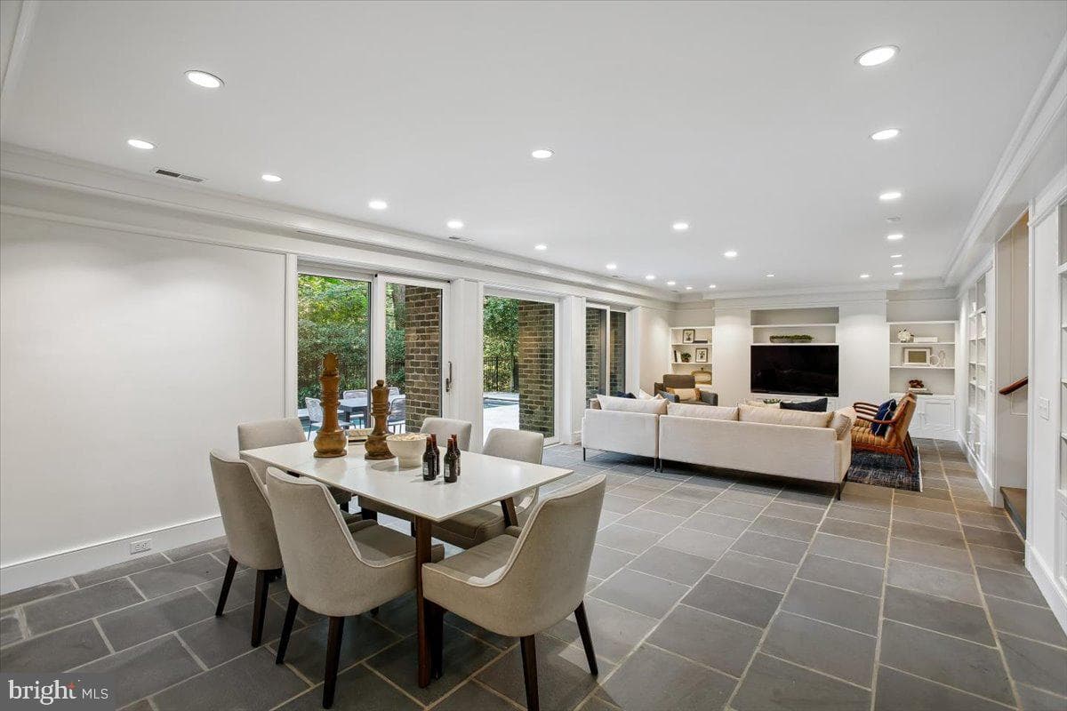 700 Belgrove Road photo 54