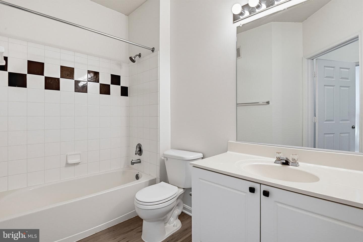 2791 Centerboro Drive #188 photo 22