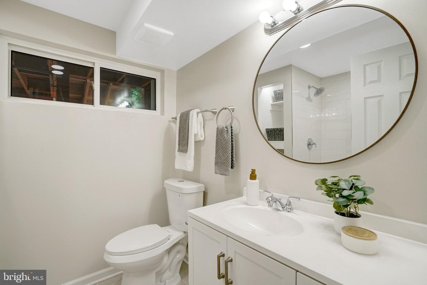 4006 Justine Drive photo 38