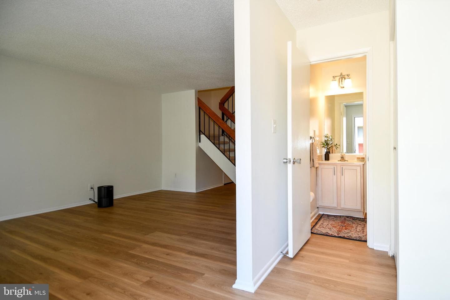 2231 Cartwright Place photo 4