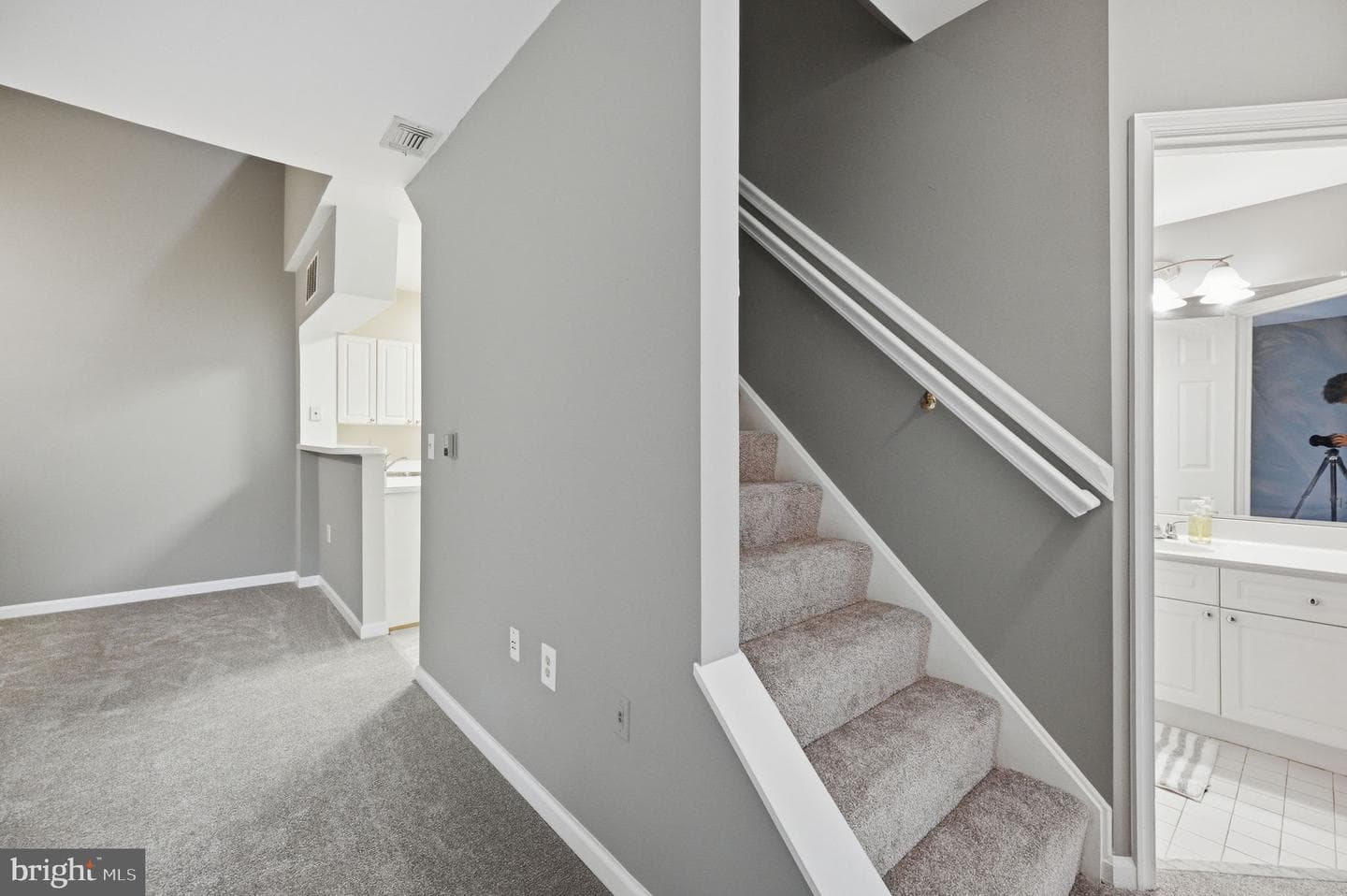 2108 Highcourt Lane #303 photo 16