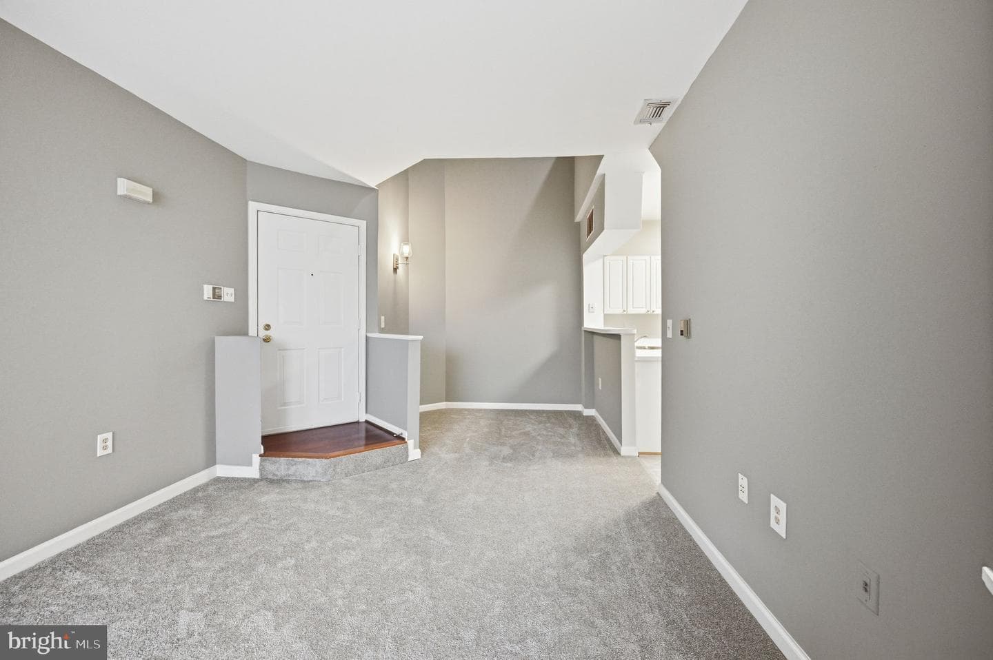 2108 Highcourt Lane #303 photo 6
