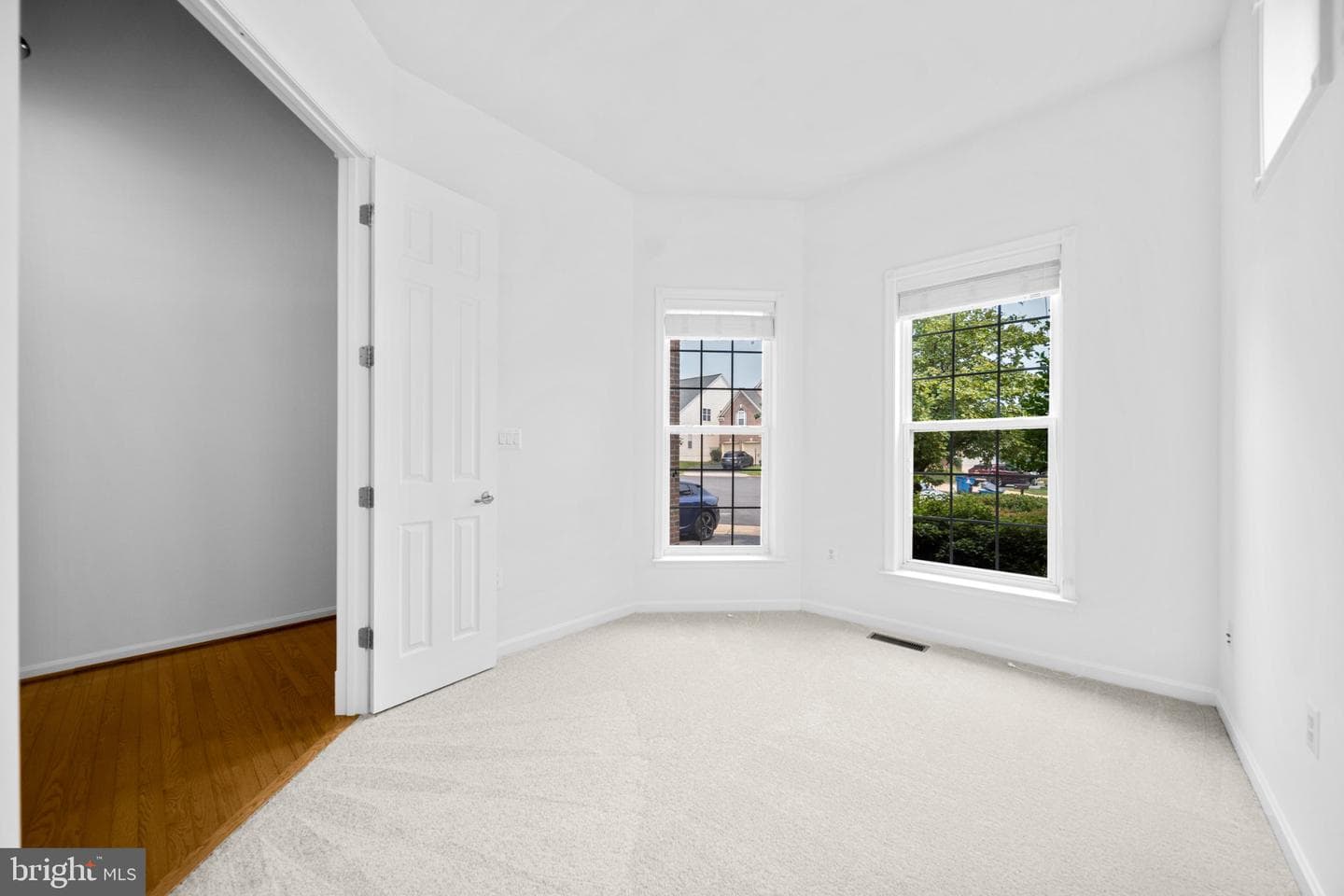 8303 Allerdale Court photo 4