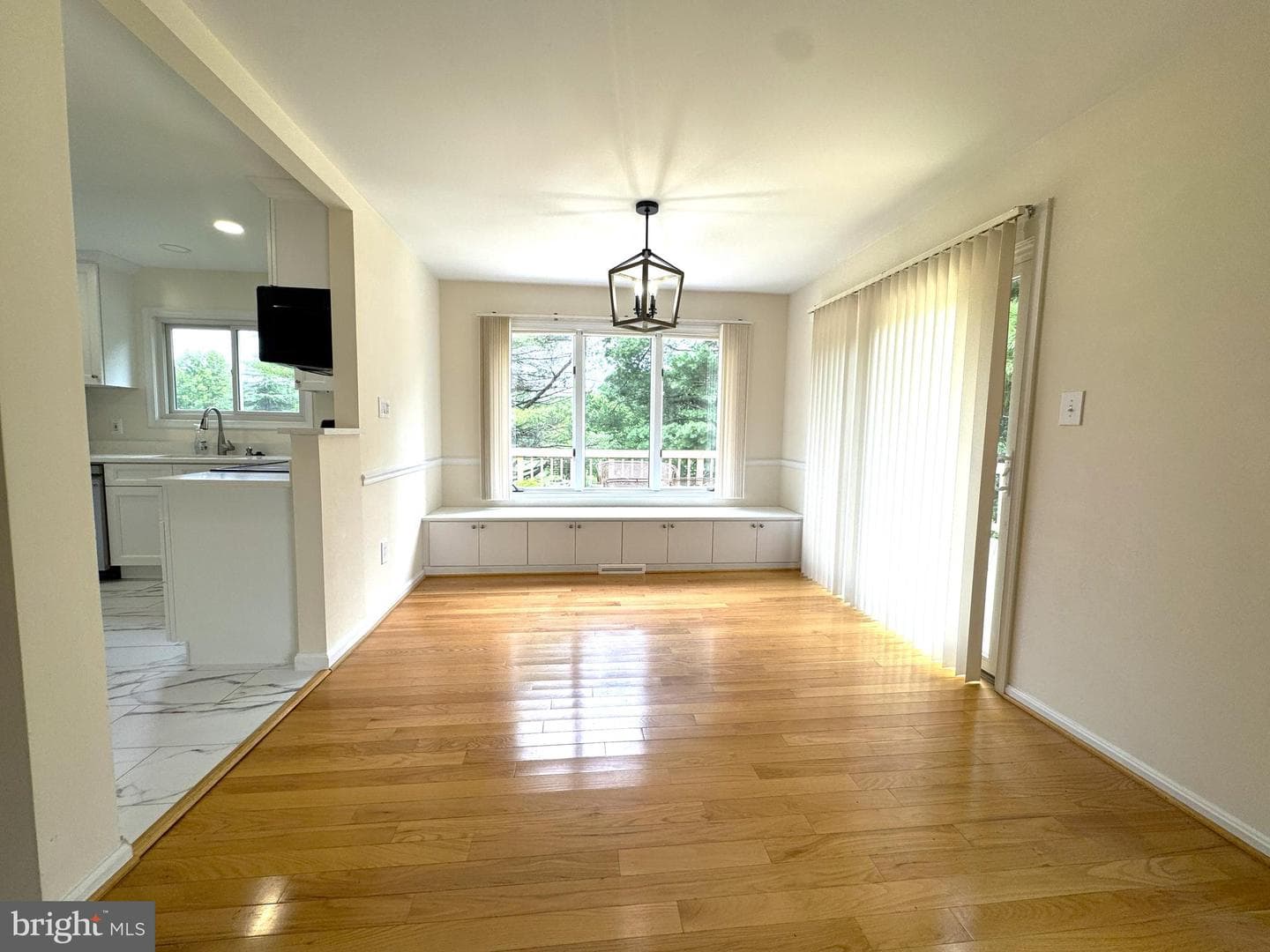 4507 Highland Green Court photo 7