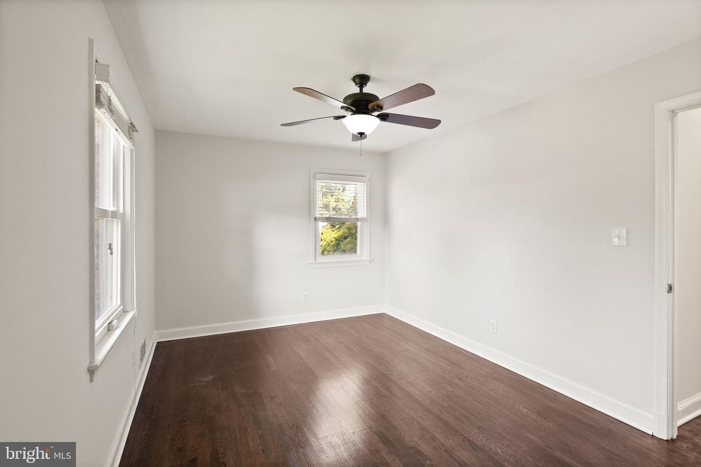 5008 Larno Drive photo 29