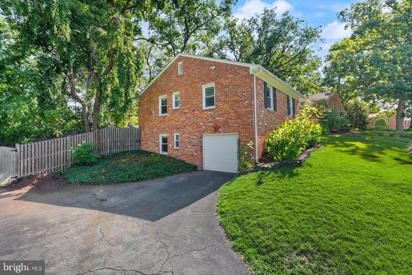 5008 Larno Drive photo 48
