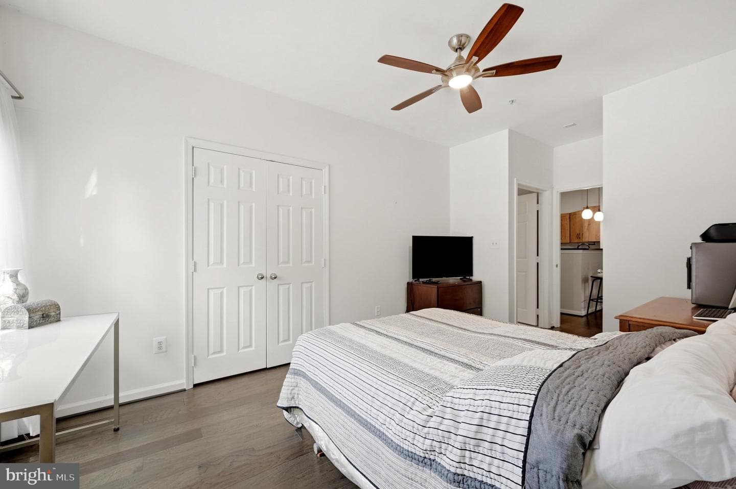 1701 Lake Shore Crest Drive #16 photo 25