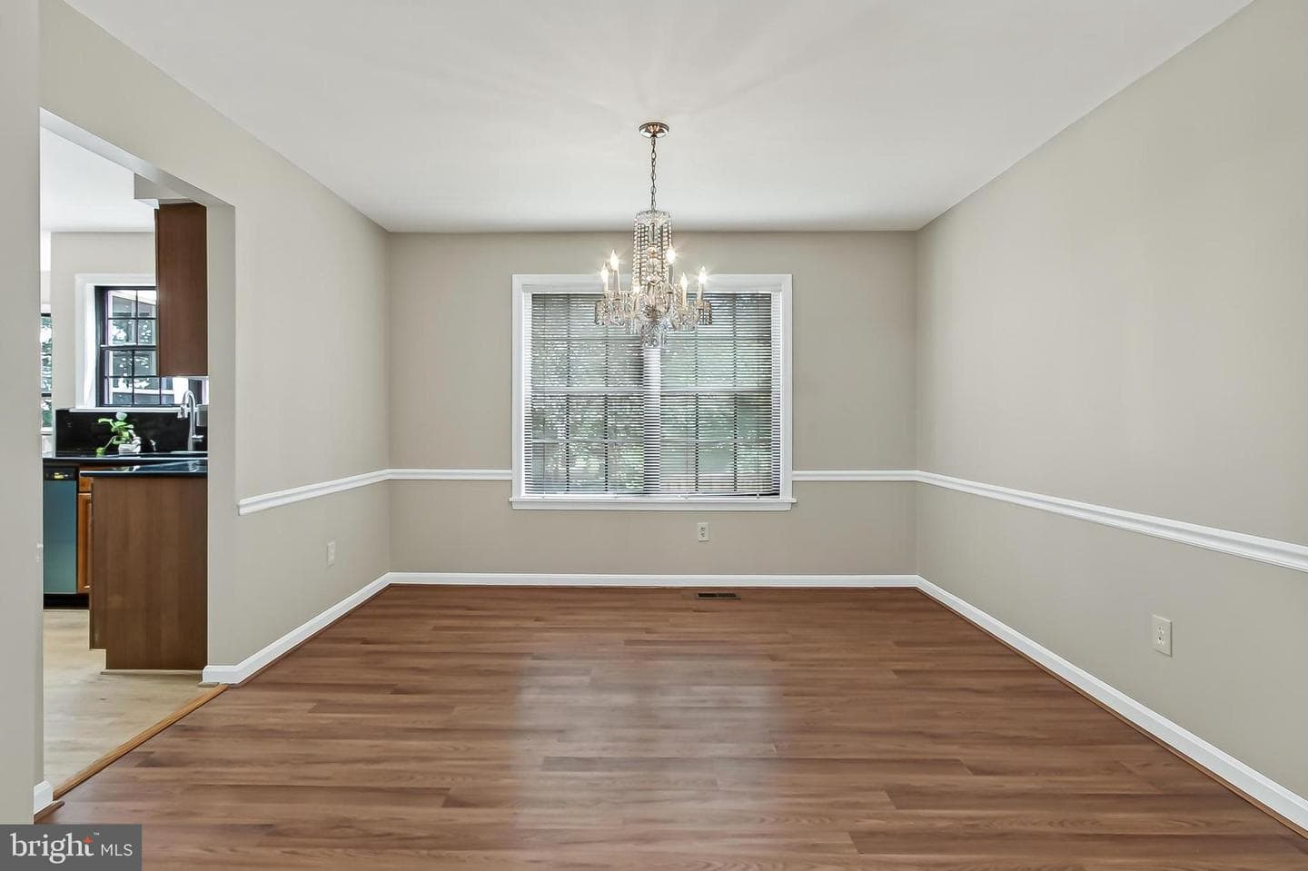 6127 Glen Oaks Court photo 11