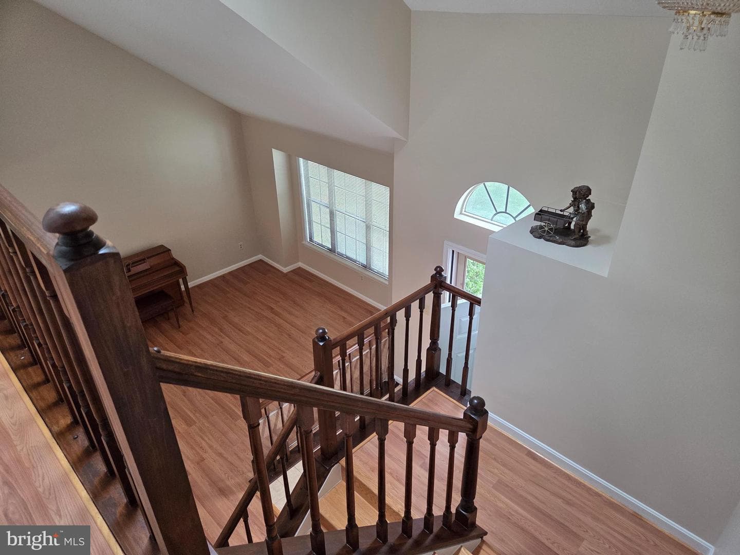 6127 Glen Oaks Court photo 4
