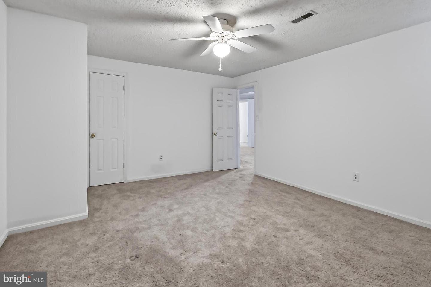 6127 Glen Oaks Court photo 47