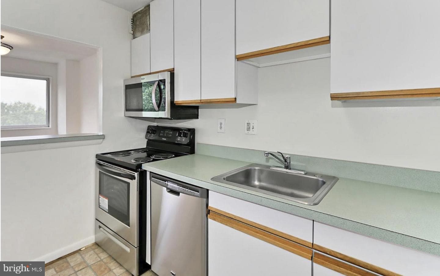 2059 Huntington Avenue #1106 photo 10