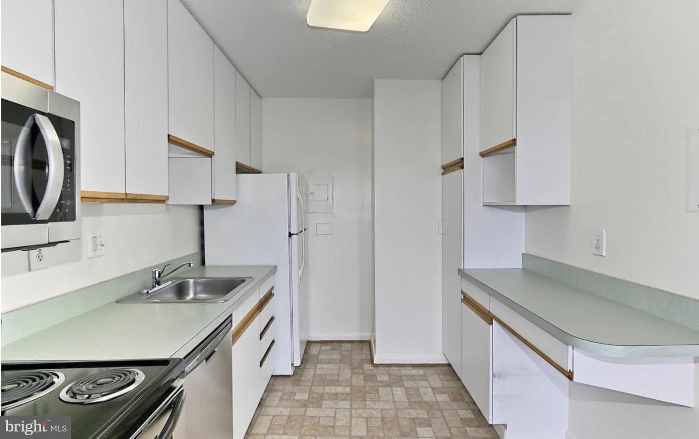 2059 Huntington Avenue #1106 photo 11