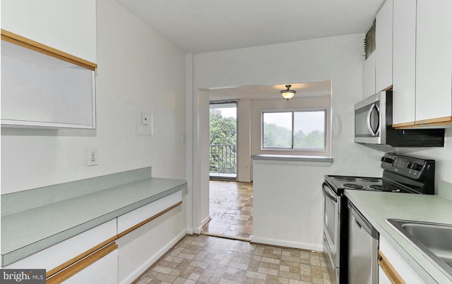 2059 Huntington Avenue #1106 photo 12