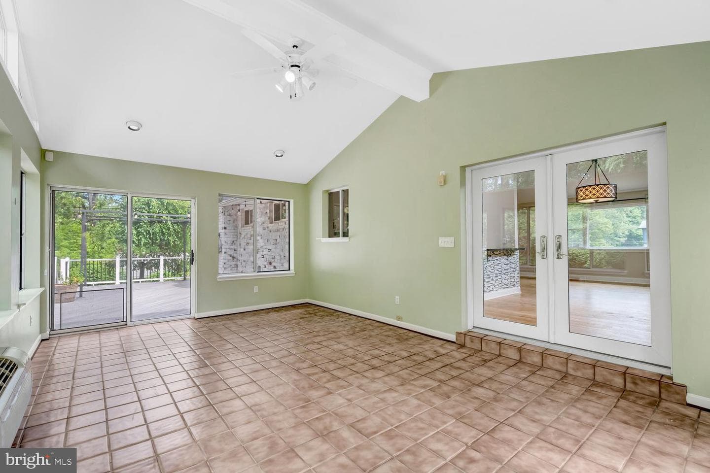 8704 Greystone Place photo 33