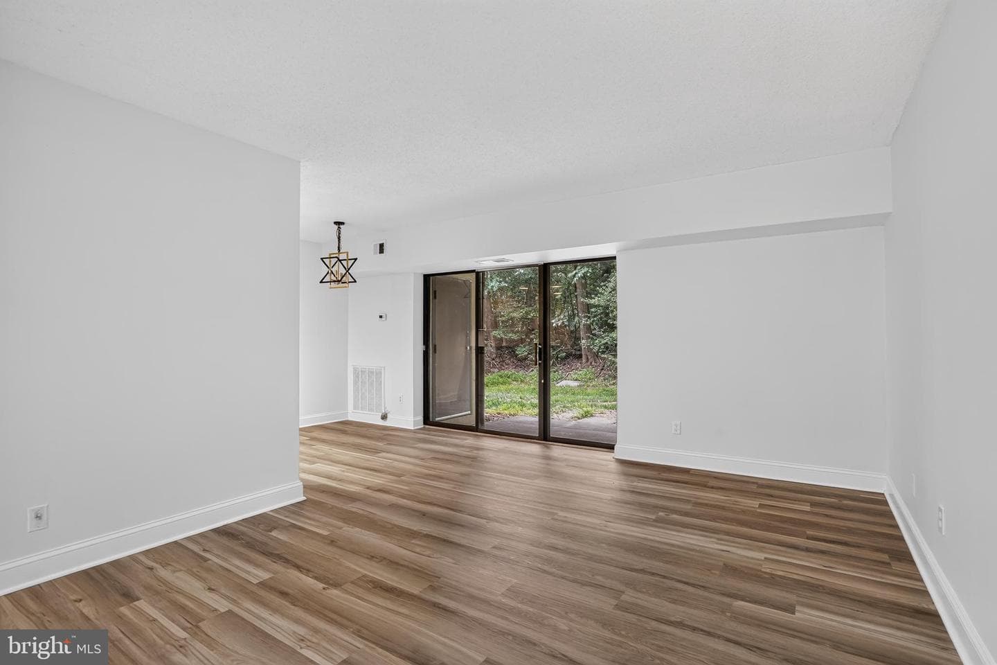 2200 Castle Rock Square #2b photo 6