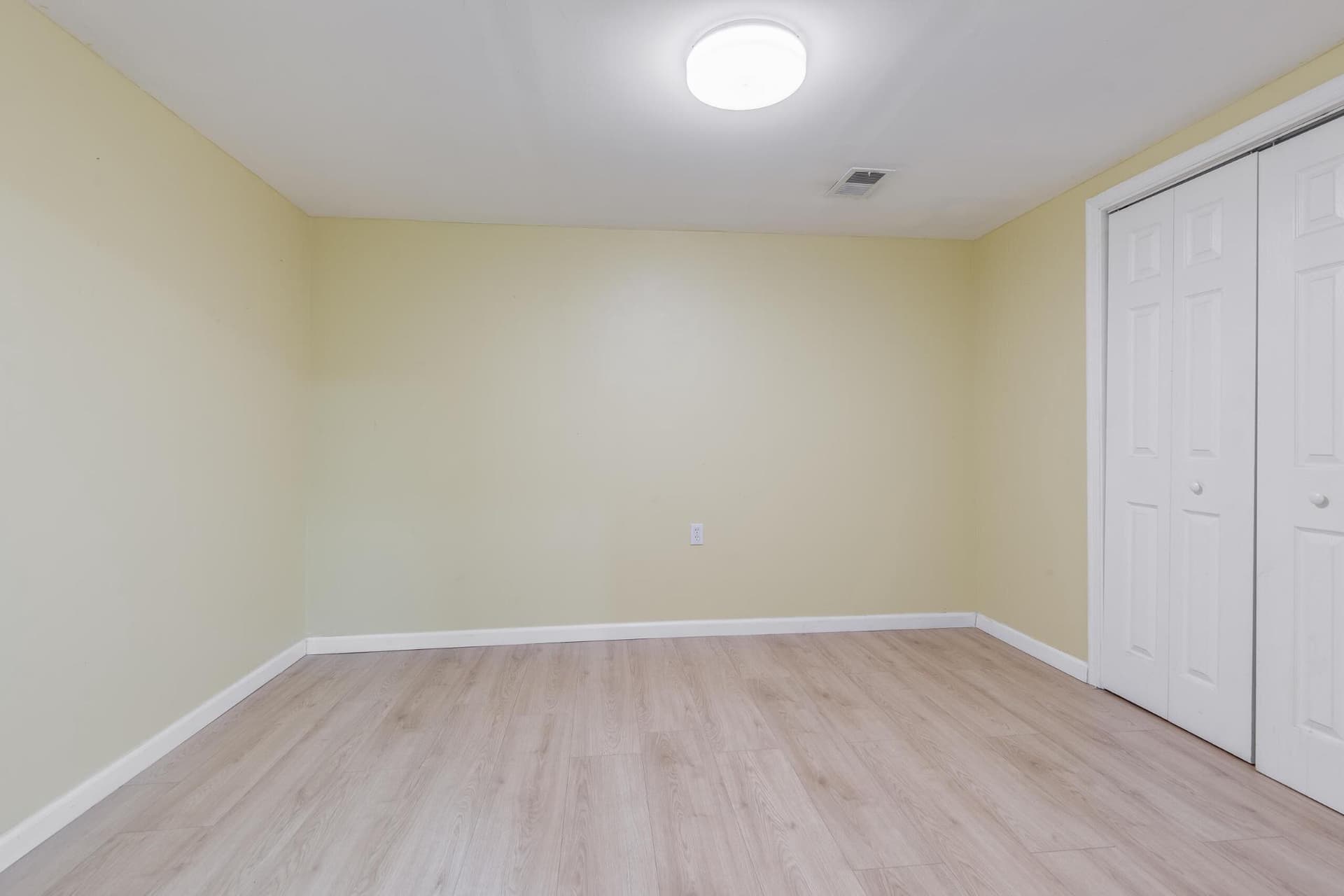 12306 Streamvale Circle photo 35