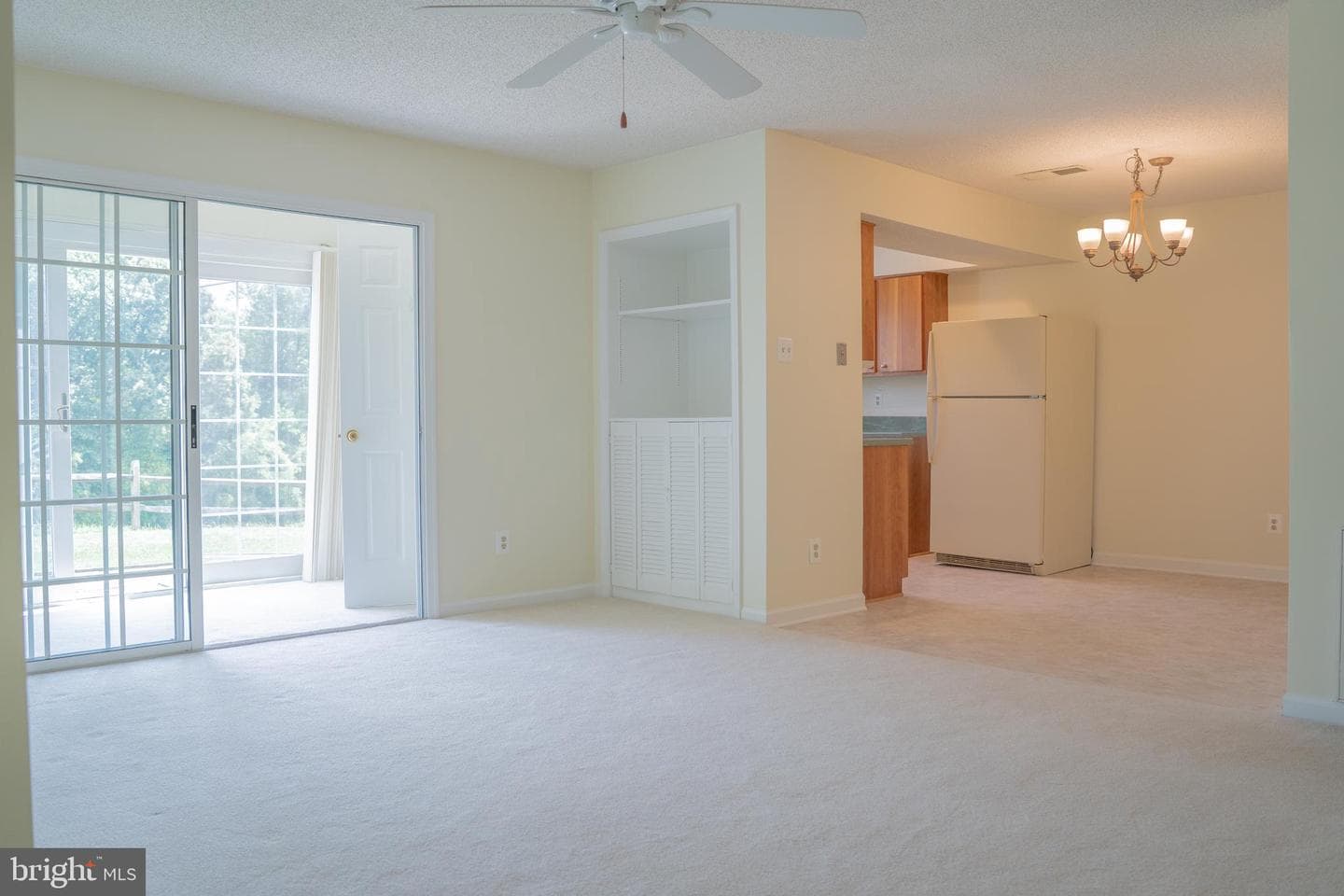 12102 Green Leaf Court #102 photo 13