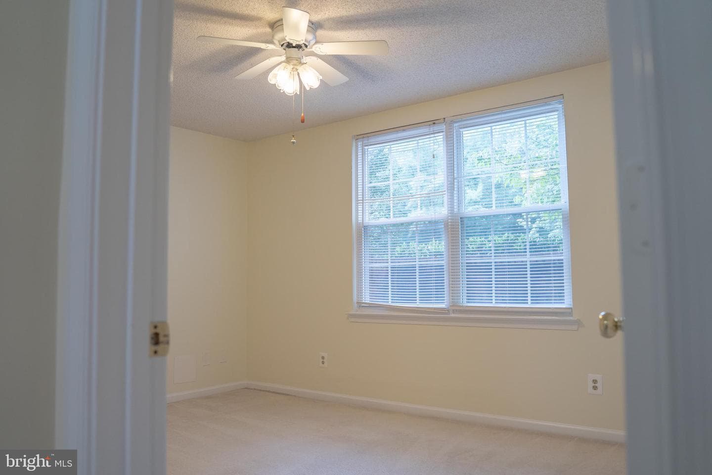 12102 Green Leaf Court #102 photo 25