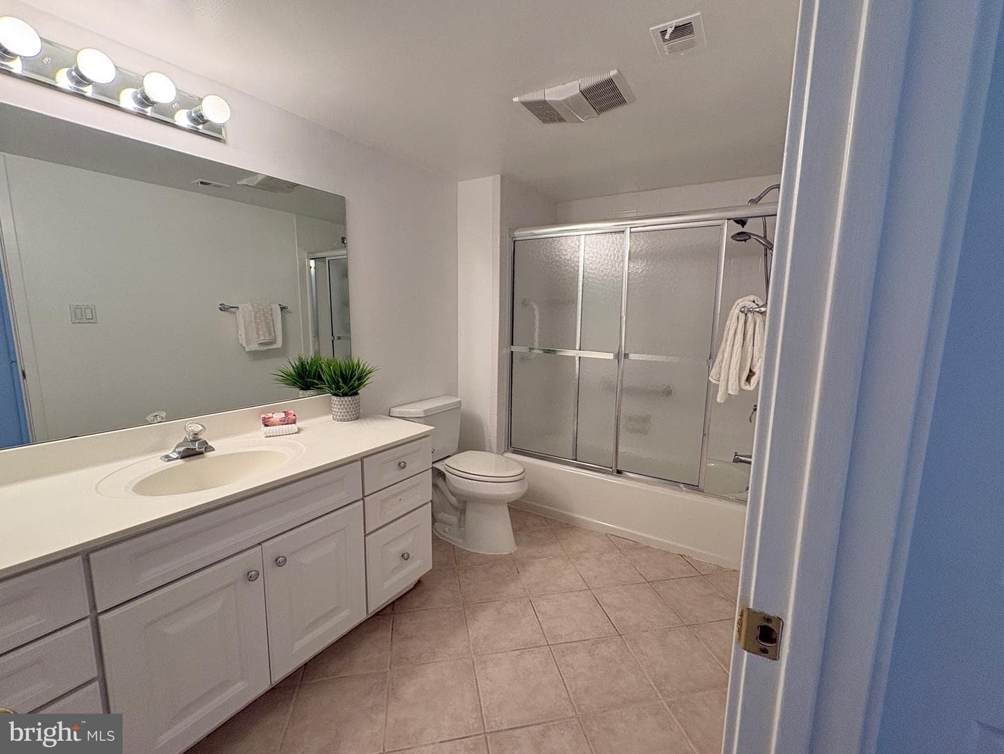 3709 S George Mason Drive #605e photo 9