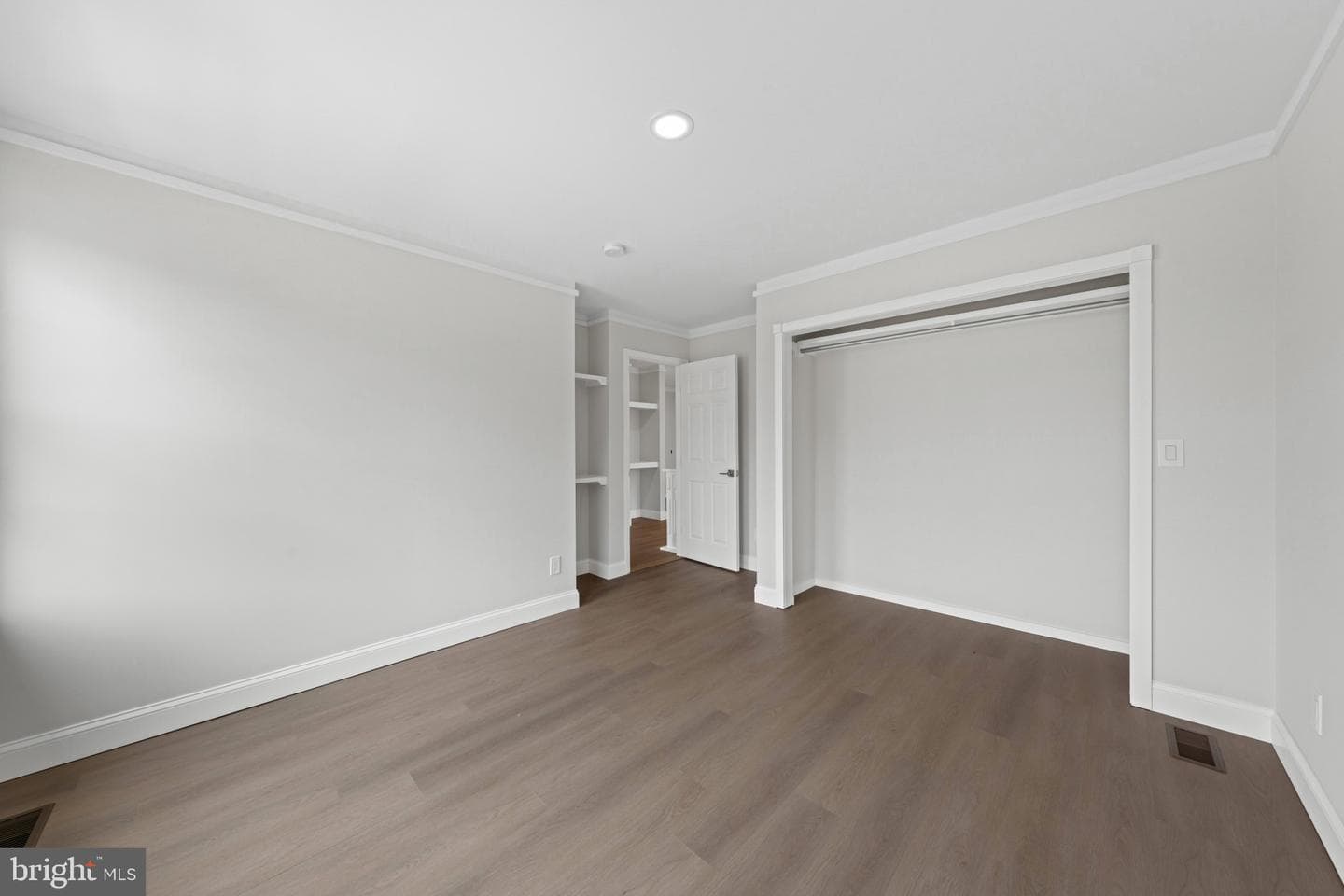 6467 Third Street photo 30