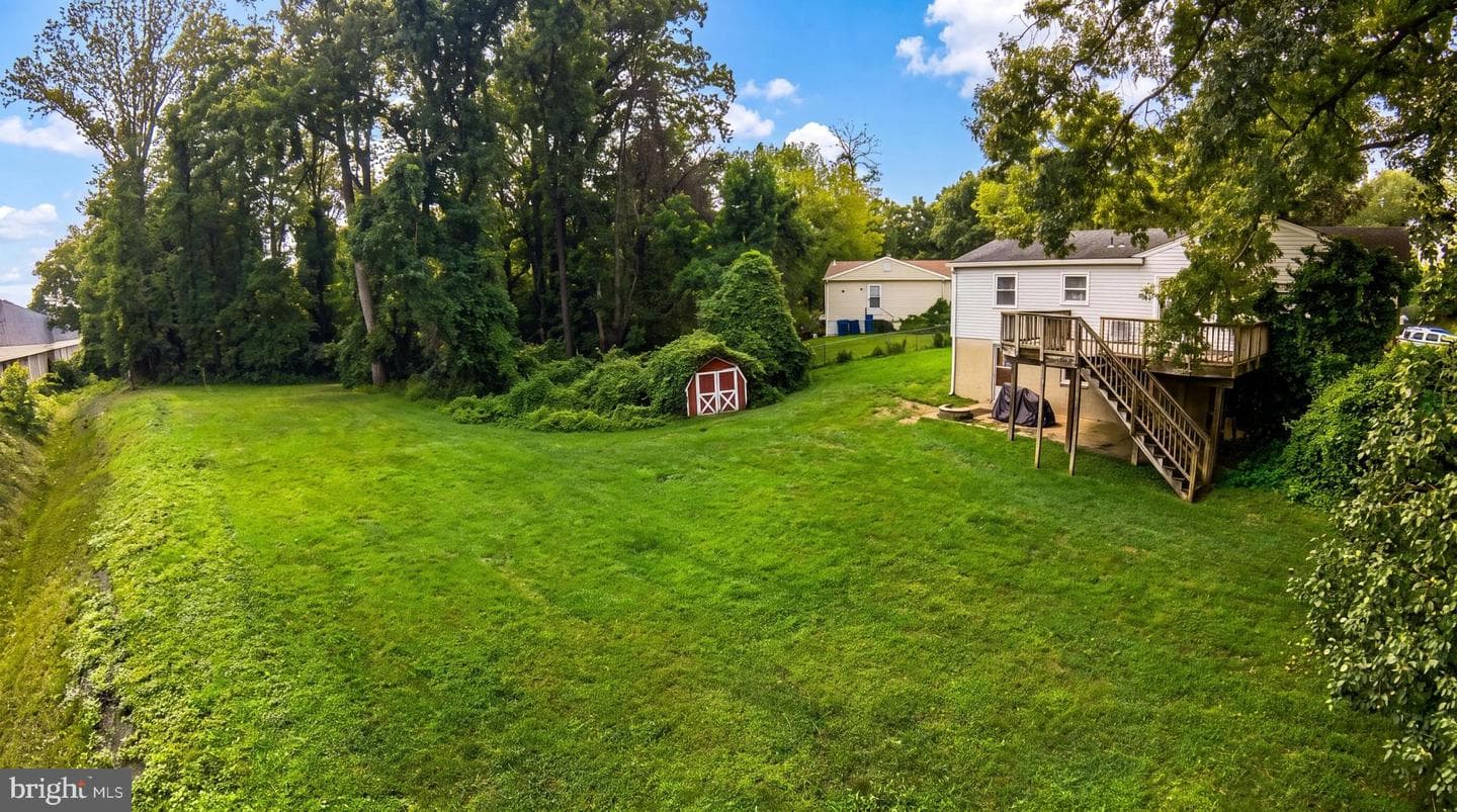 8419 Wesleyan Street photo 2