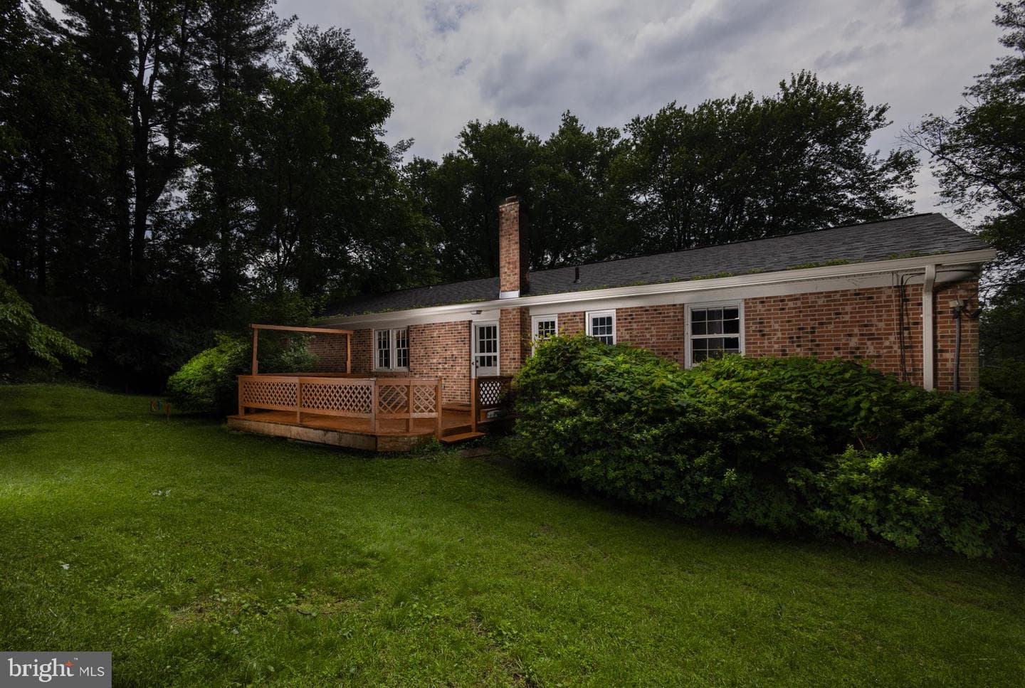 9908 Minburn Street photo 23