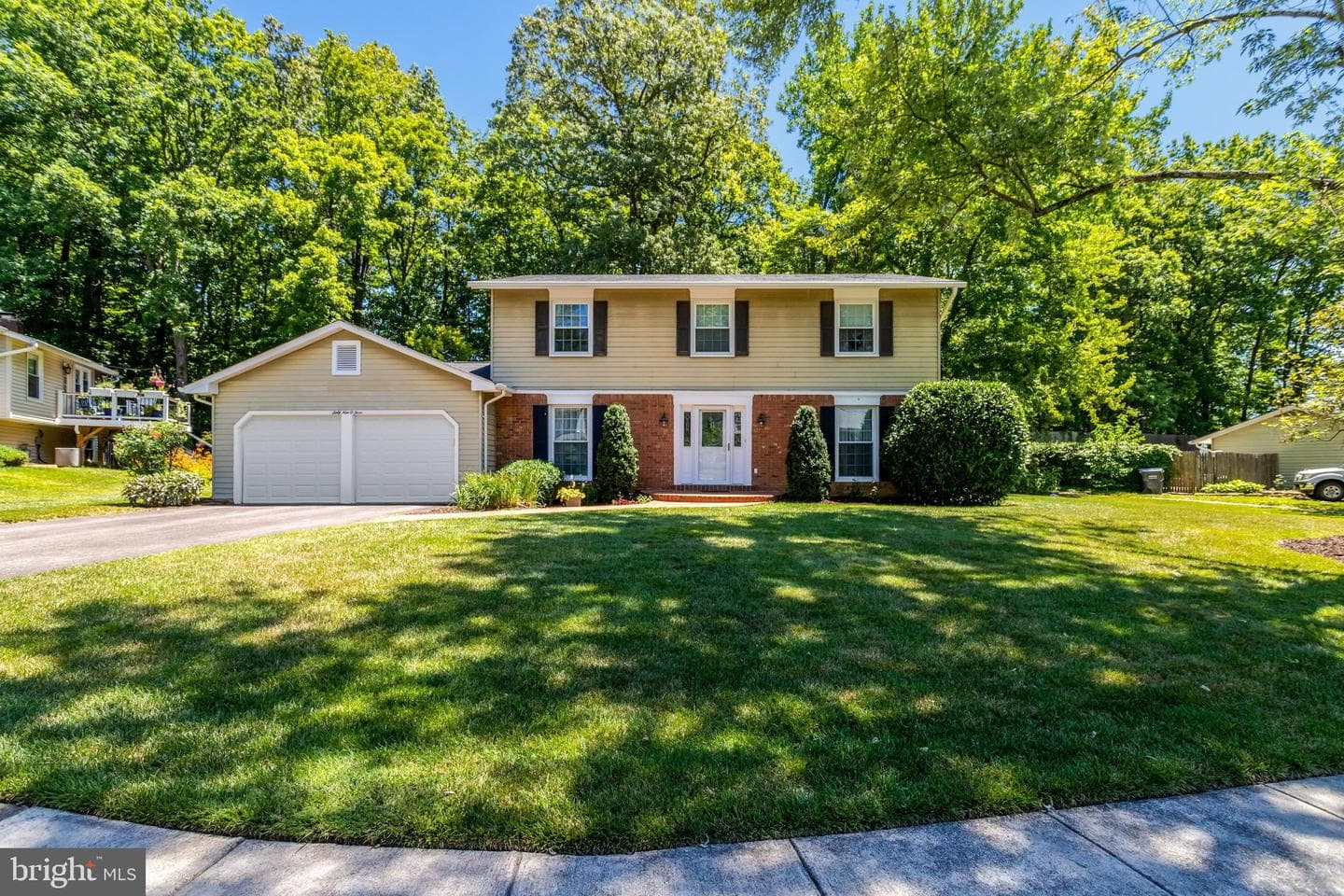 6903 Rochambeau Place photo 1