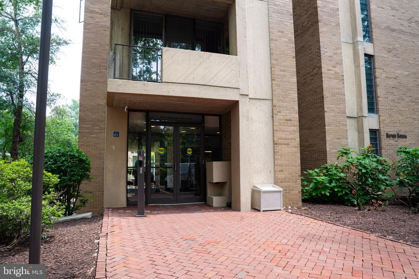11400 Washington Plz W #205 photo 17