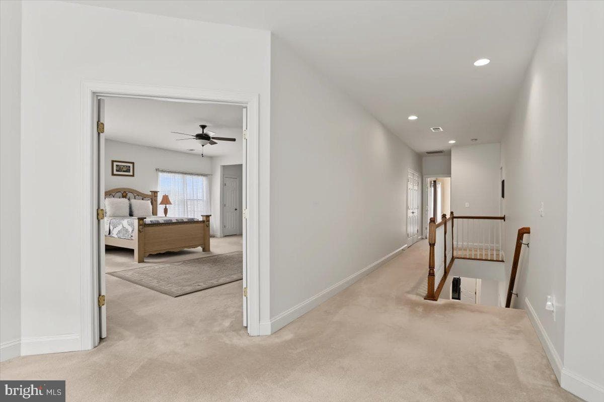 8906 Laurel Overlook Drive photo 23