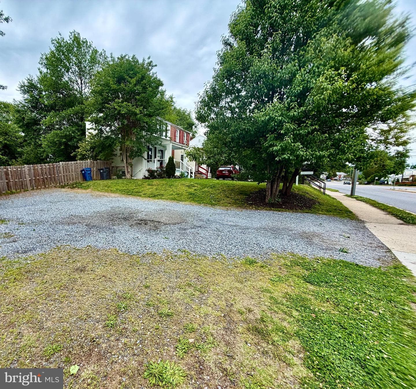6106 N Kings Highway photo 6