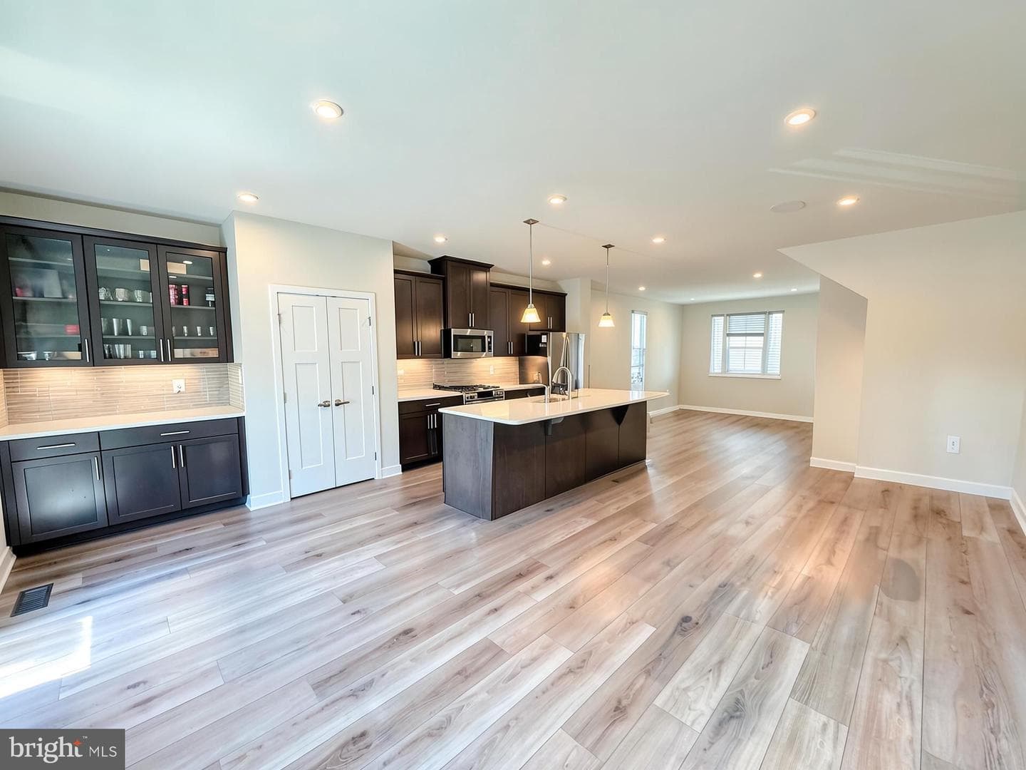 13993 Airfoil Road photo 5