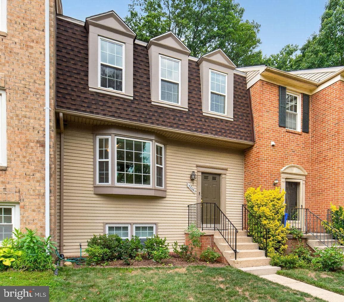 7204 Gentian Court photo 1