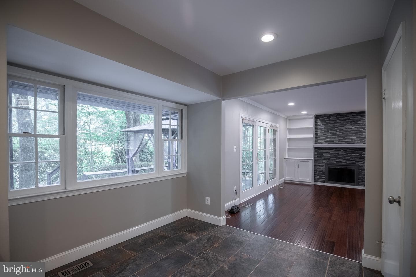 4836 Gainsborough Drive photo 10