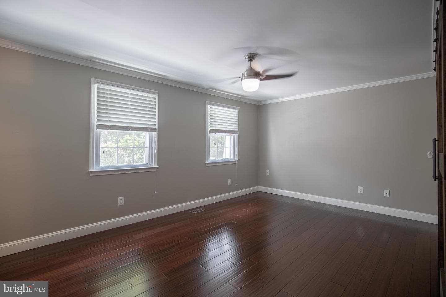 4836 Gainsborough Drive photo 20