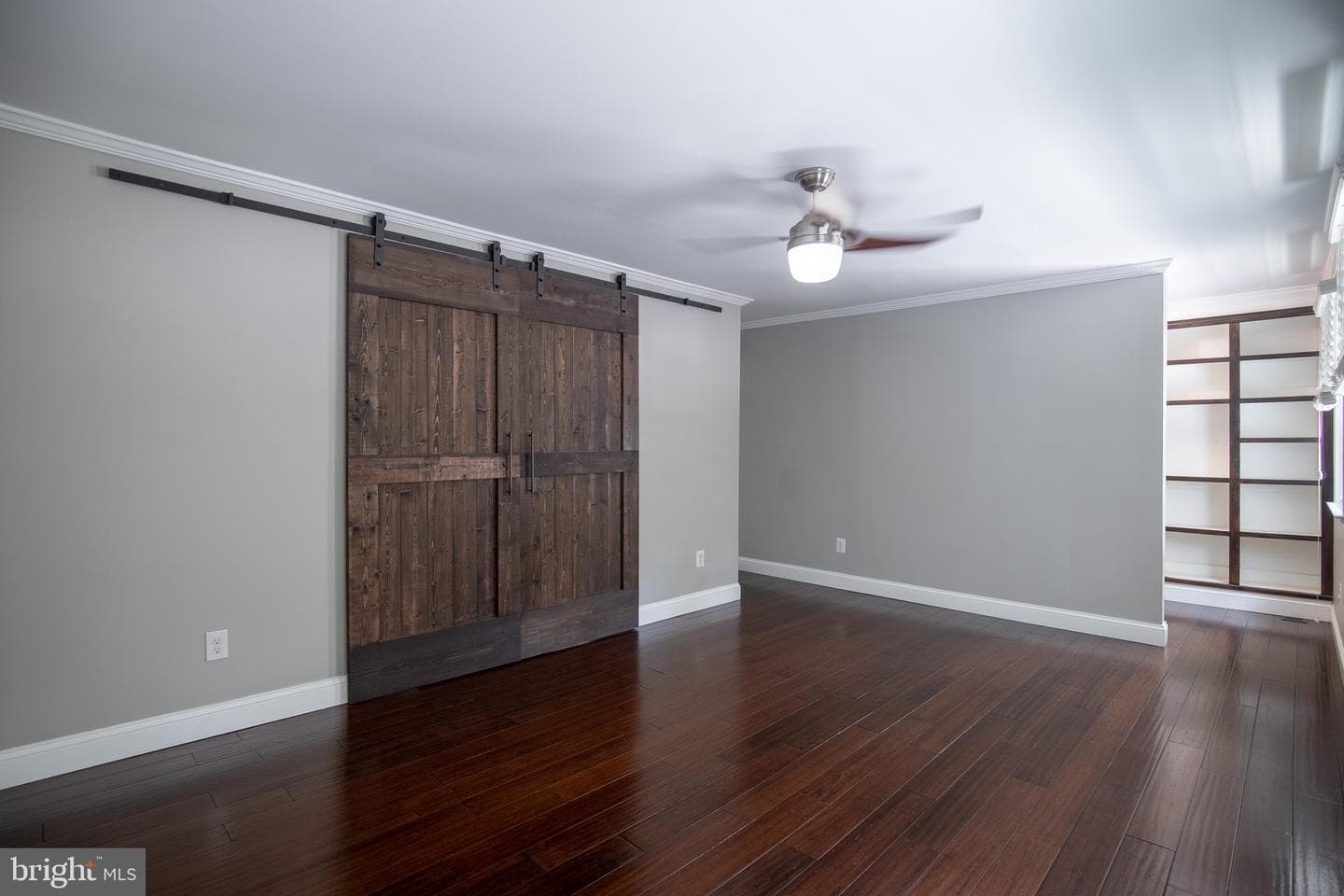 4836 Gainsborough Drive photo 22