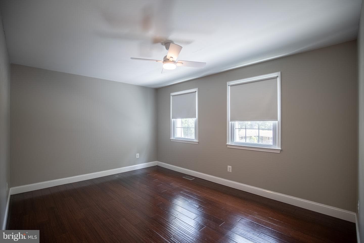 4836 Gainsborough Drive photo 26