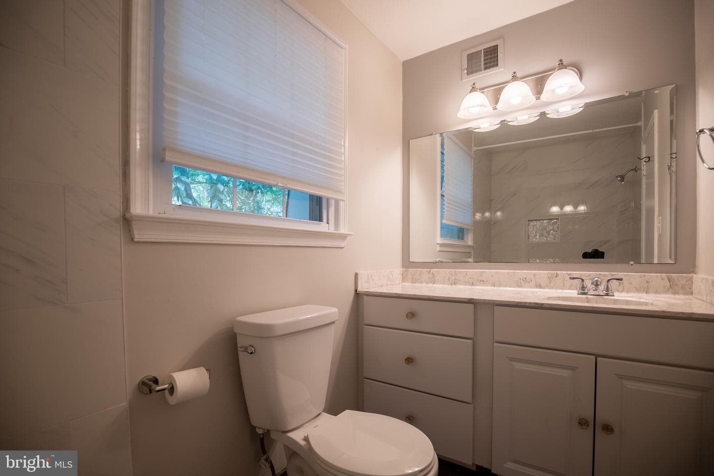 4836 Gainsborough Drive photo 30