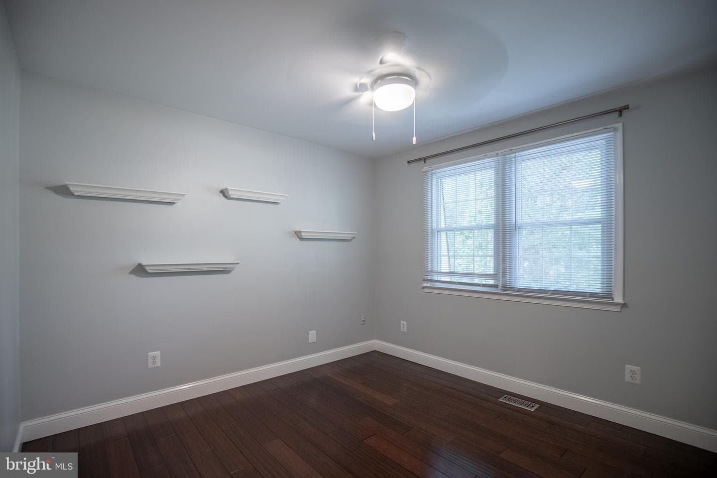 4836 Gainsborough Drive photo 31